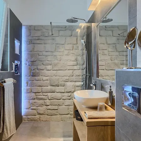 Holiday home Casta Diva